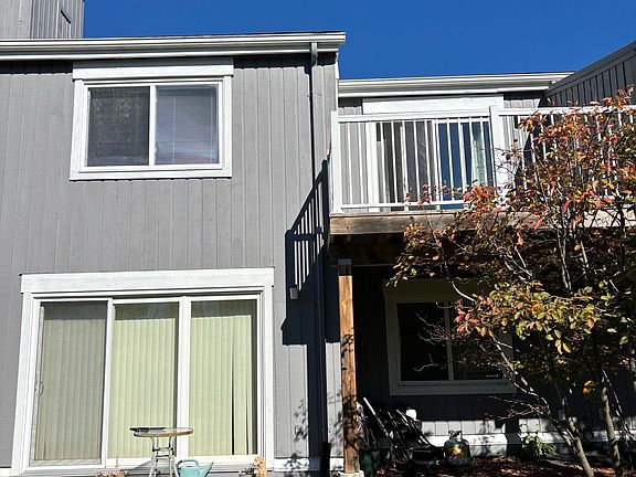 2nd image of 23 Dawson Dr #93