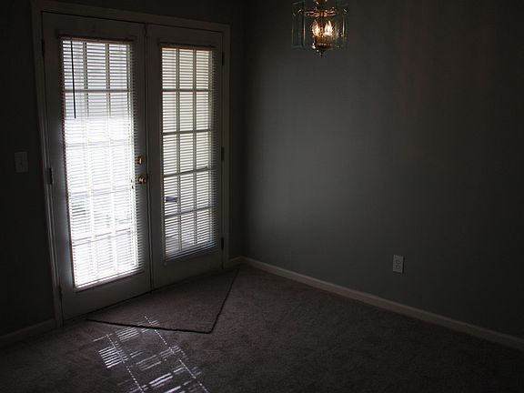 3rd image of 5883 Trent Walk Dr