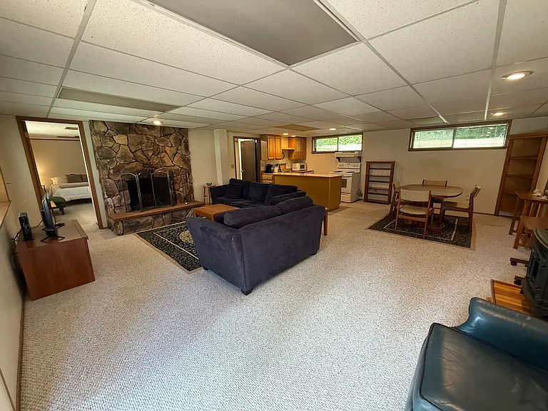 17245 Angeline Avenue South NE — Photo 5