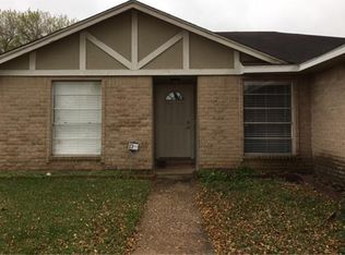 14035 Old Village Ln, Sugar Land, TX 77498