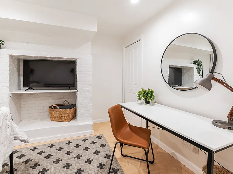 333 Adelphi St #1A — Photo 15