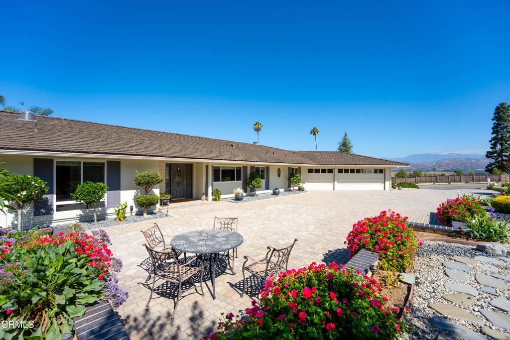 1098 Garrido Court 2
