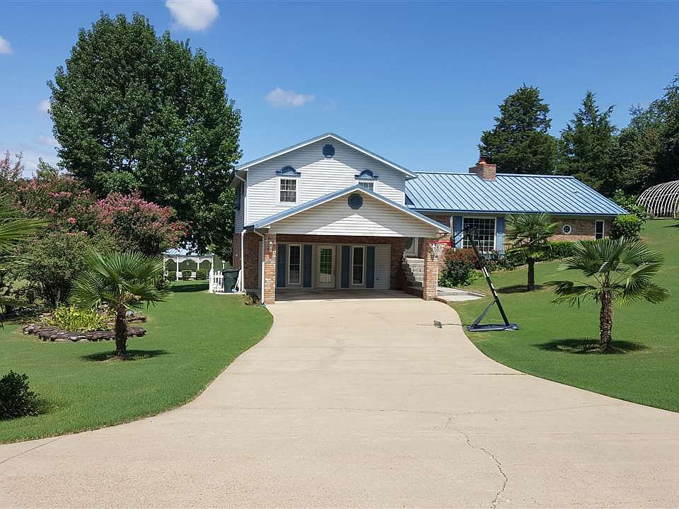 1st image of 203 Candlewood Ln