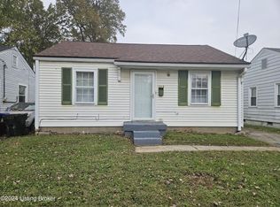 1015 Navaho Pl, Louisville, KY 40215