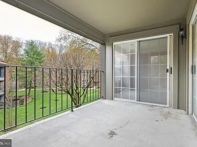 7 Pipe Hill Ct #B — Photo 16
