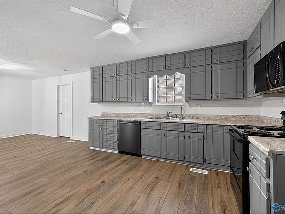 3rd image of 1107 Nelson Rd