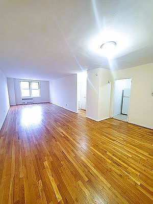 1st image of 150 Hawthorne St #4Z
