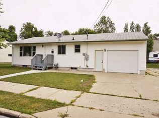 509 18th St SW, Minot, ND 58701