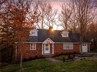 1403 Princess Dr, South Charleston, WV 25309
