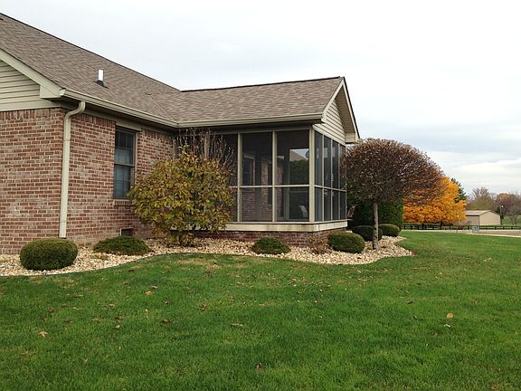 2nd image of 443 W County Road 200 S
