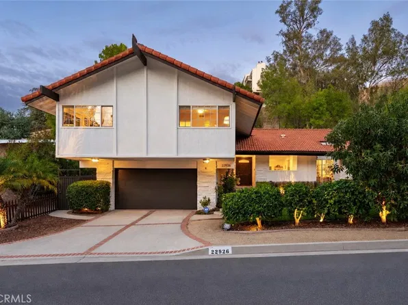 22926 Cass Ave, Woodland Hills, CA 91364