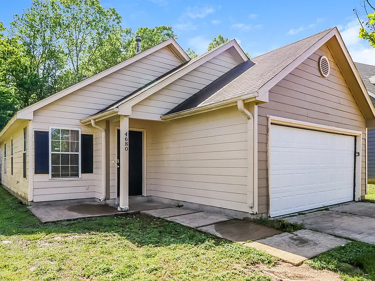 4680 Waterfront Oak Dr — Photo 3