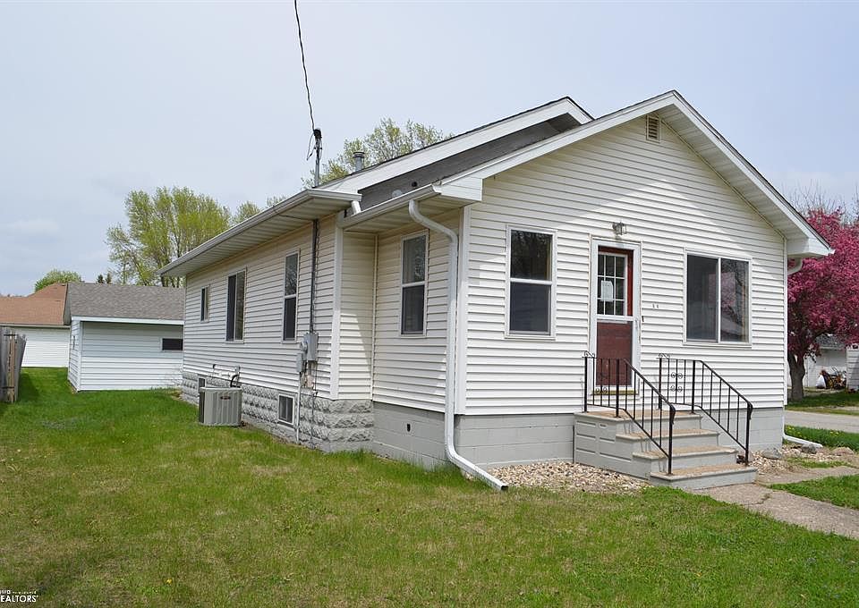 423 E Main St, Klemme, IA 50449 Zillow