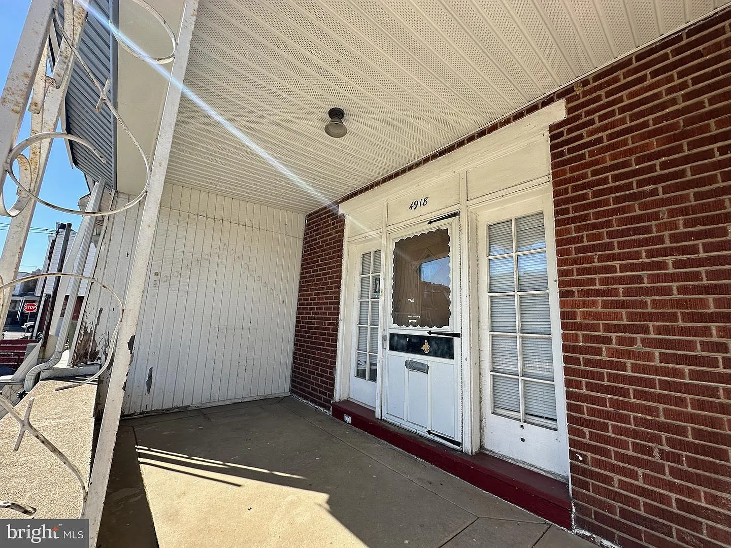 4918 Rosehill St photo 1