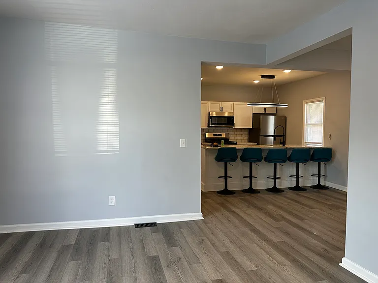 309 Oak St — Photo 28