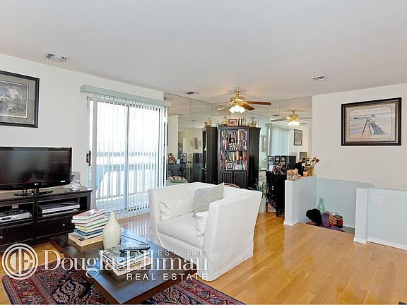 3rd image of 116 Westend Ave APT 38