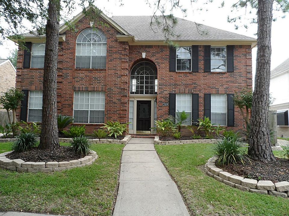 1st image of 2115 Spinnaker Dr