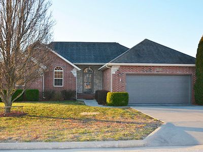 1956 E Chesapeake Dr, Ozark, MO, 65721