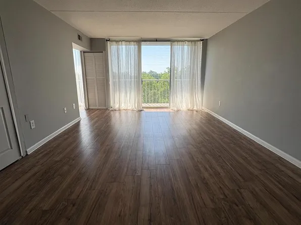 611 Playa Del Sol, Cherry Hill, NJ 08002