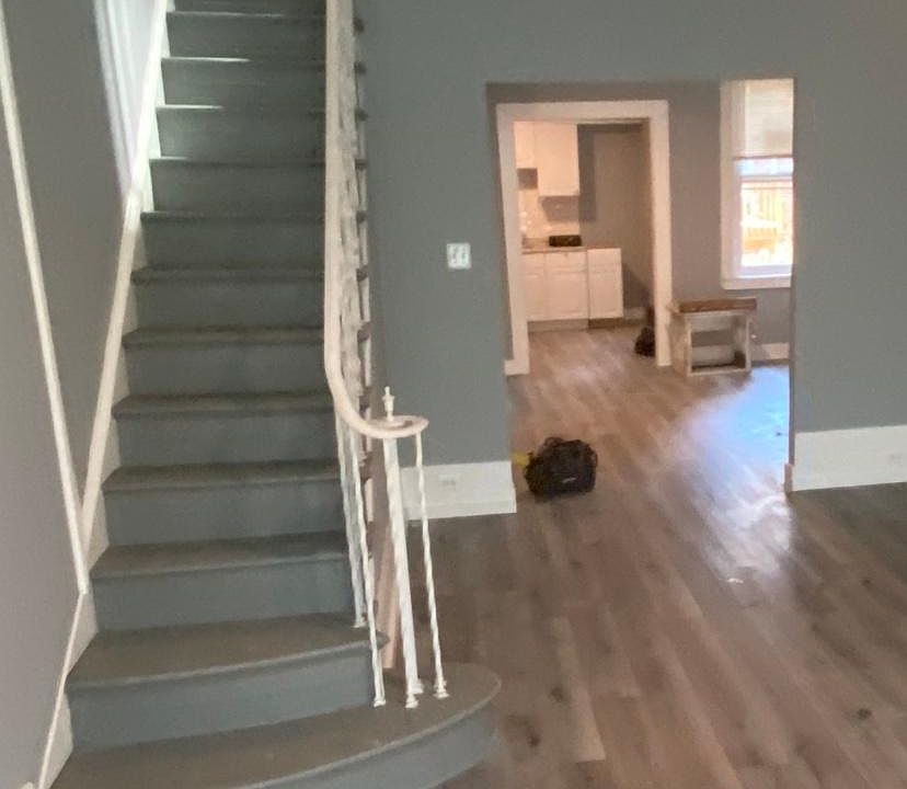 1st image of 5954 Warrington Ave