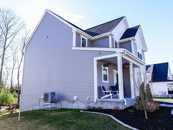 2nd image of 31 Lilac Ave