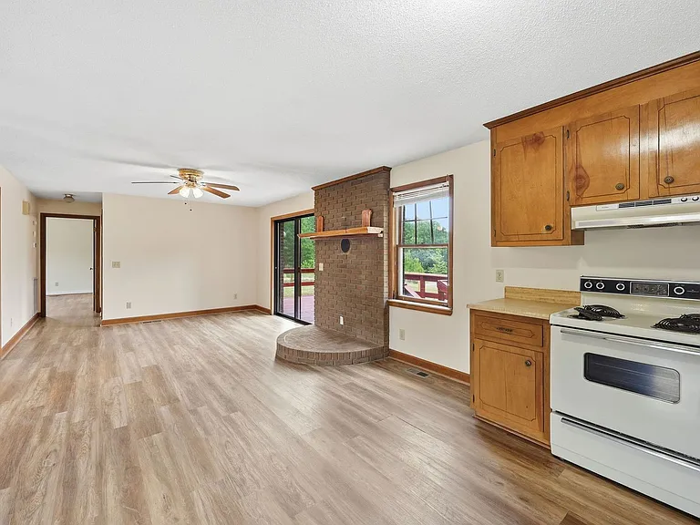 763 Tingen Rd — Photo 26