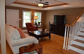 3rd image of 941 Morningside Dr #941