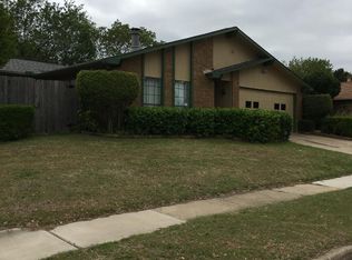 2126 Newbury Dr, Arlington, TX 76014