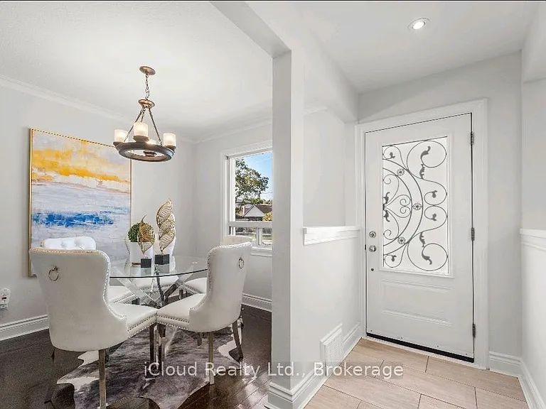 37 Collinson Blvd — Photo 3