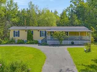 99 Bonney Rd, Hampton, NB E5N 7A4