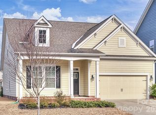 3066 Lydney Cir, Waxhaw, NC 28173