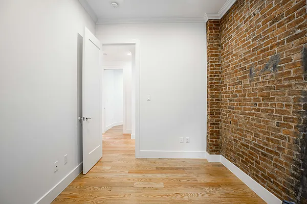 Rented by Nooklyn NYC LLC | media 5