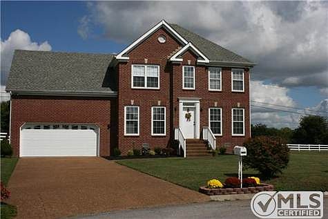 1st image of 2780 Iroquois Dr