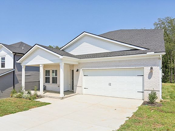 2nd image of 1331 Bluffton Cir