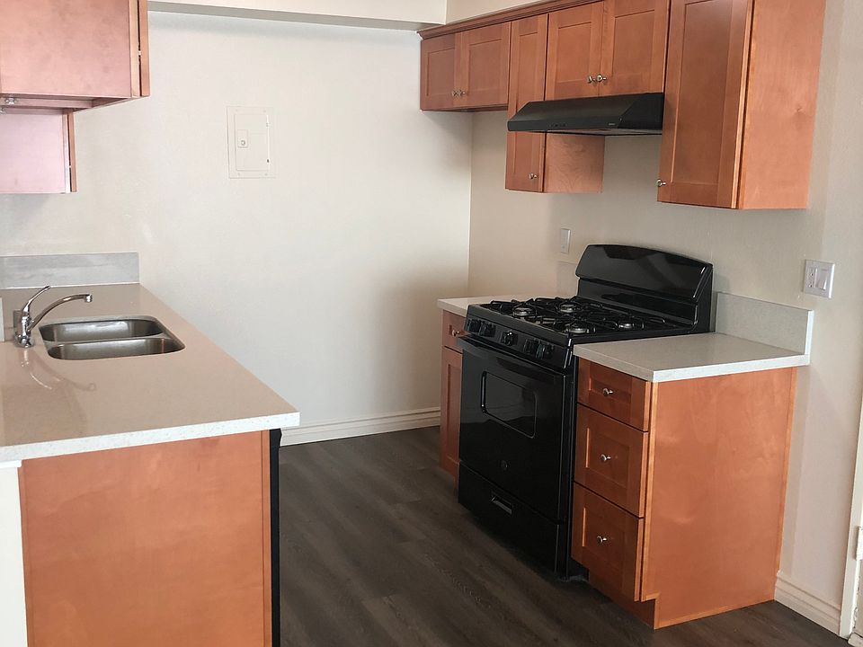 Kitchen similar to this photo
