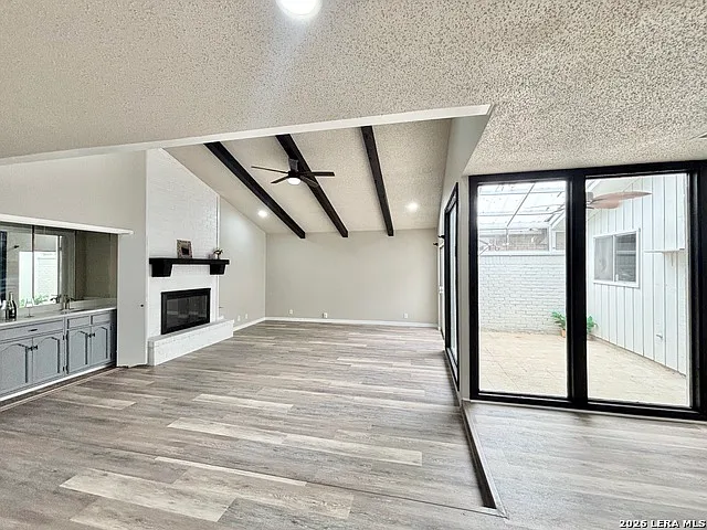 5202 Metcalf — Photo 3