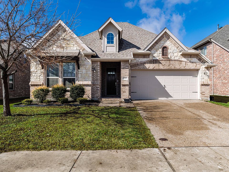 1st image of 2211 Houston Dr