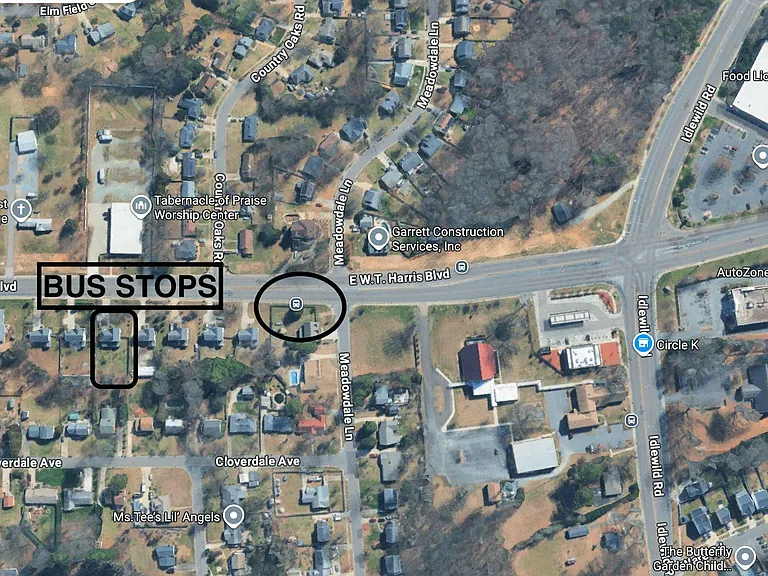Bus Stops on same street within 1 block.