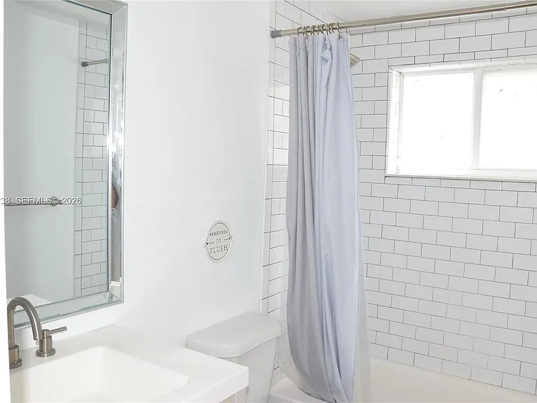 35 Edgewater Dr #104 — Photo 11
