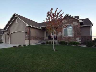 2401 Bellerive Cir, Manhattan, KS, 66503