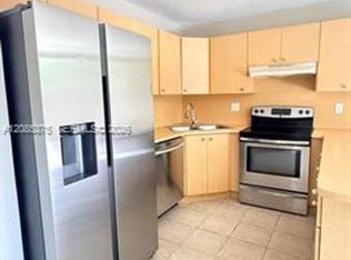 16042 SW 86th Ln #Townhouse 16042, Miami, FL 33193