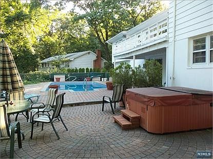 2nd image of 103 Hillcrest Ave