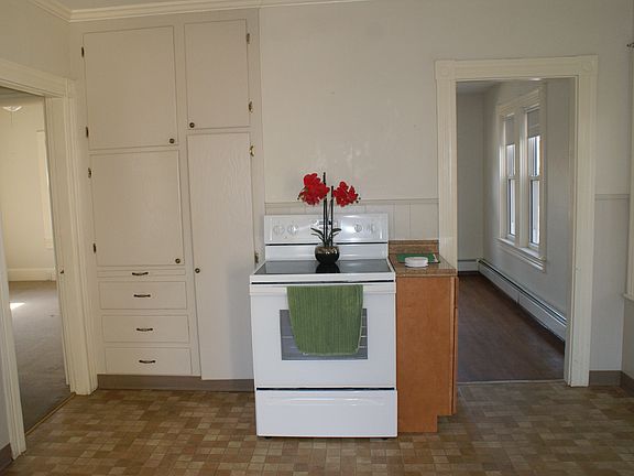 3rd image of 12 Reservoir Avenue Manville #1