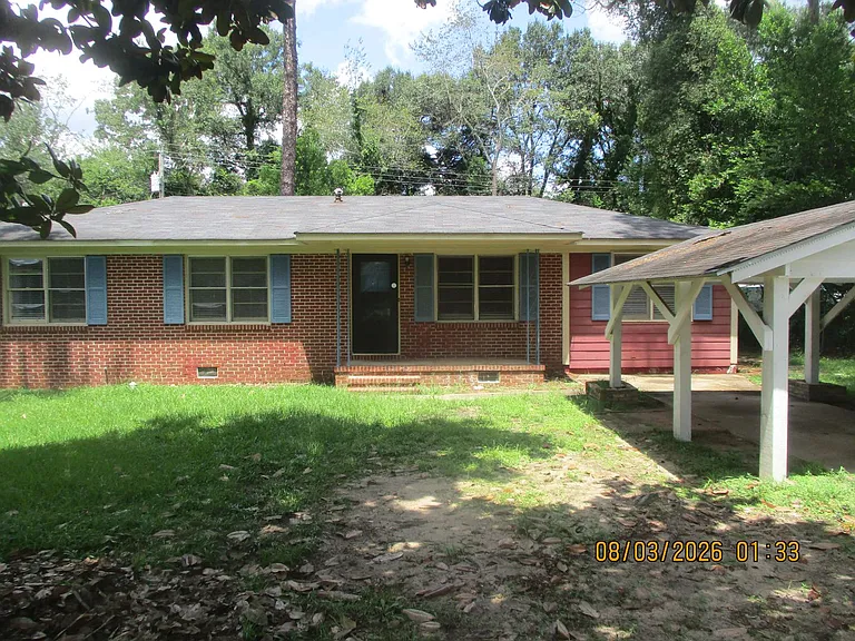 1925 W Whitney Ave — Photo 1