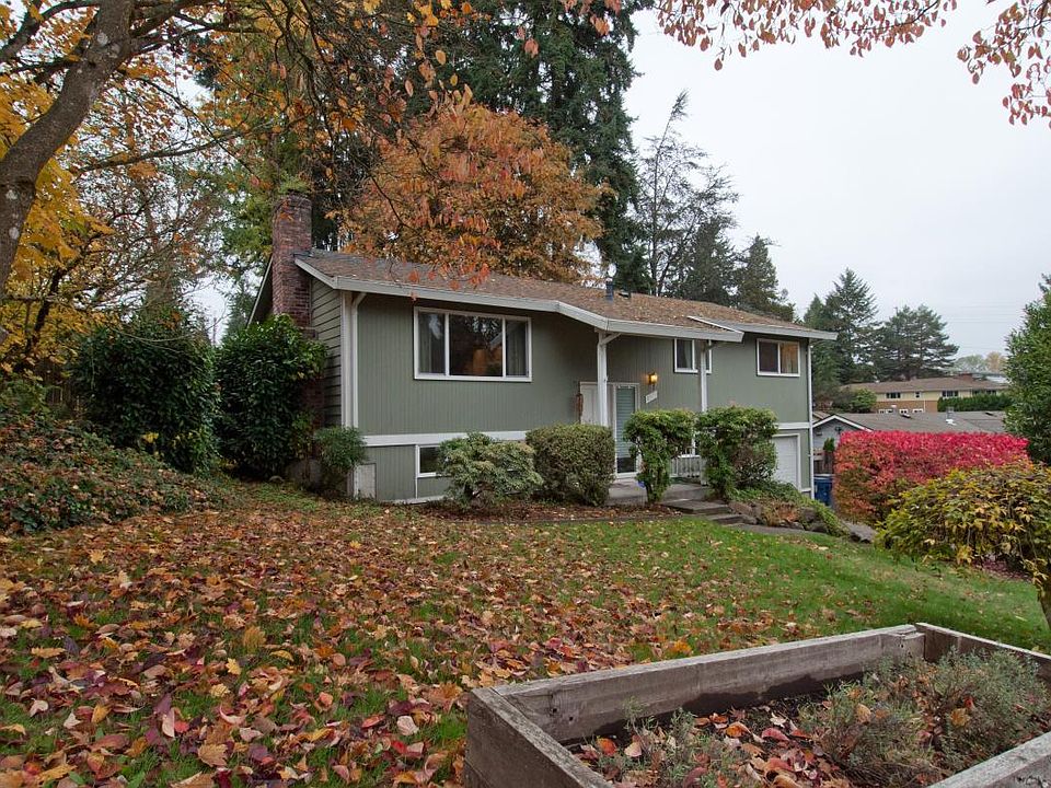 Quiet cul-de-sac location close to great schools