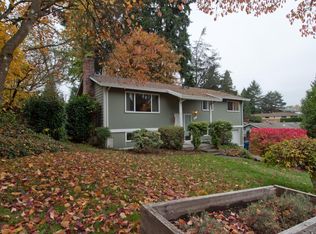8513 NE 135th St, KIRKLAND, WA 98034