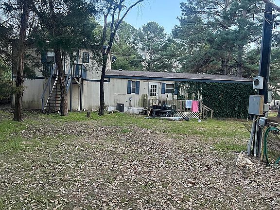 3rd image of 165 Ashley Ave