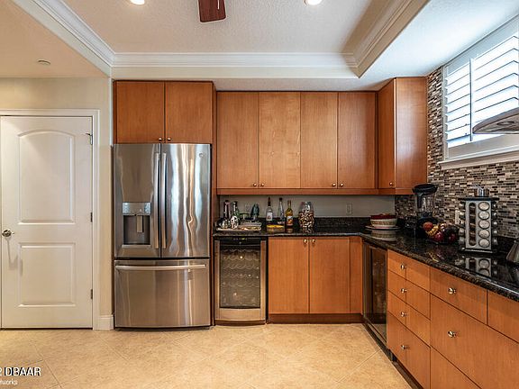 5th image of 2515 S Atlantic Ave Unit 501