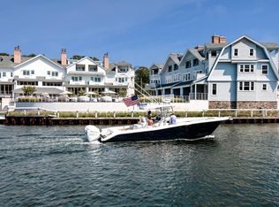 61 Old Boathouse Ln S, Hampton Bays, NY 11946