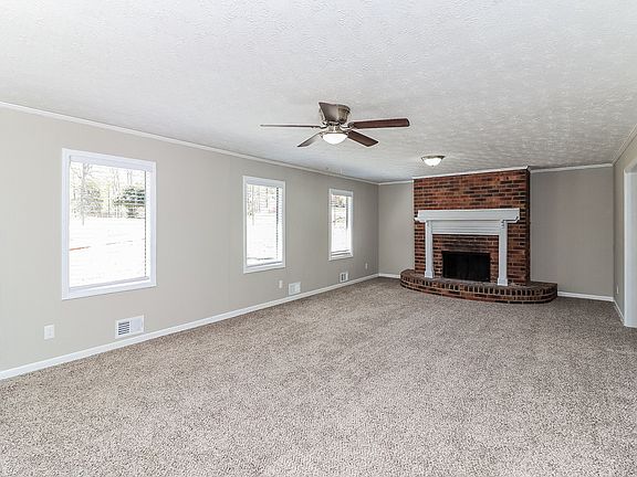 4th image of 4688 S Seminole Dr